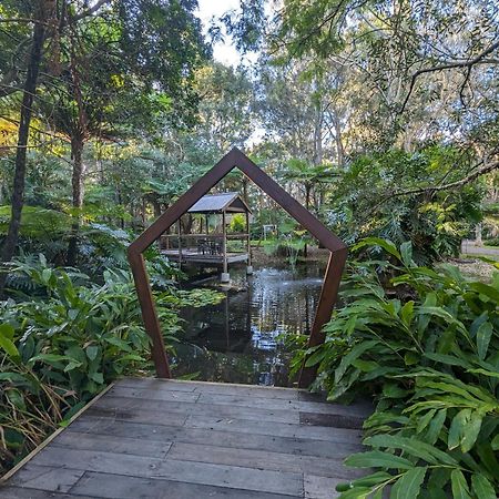 The Oasis At One Mile Beach Aparthotel Nelson Bay Exterior photo