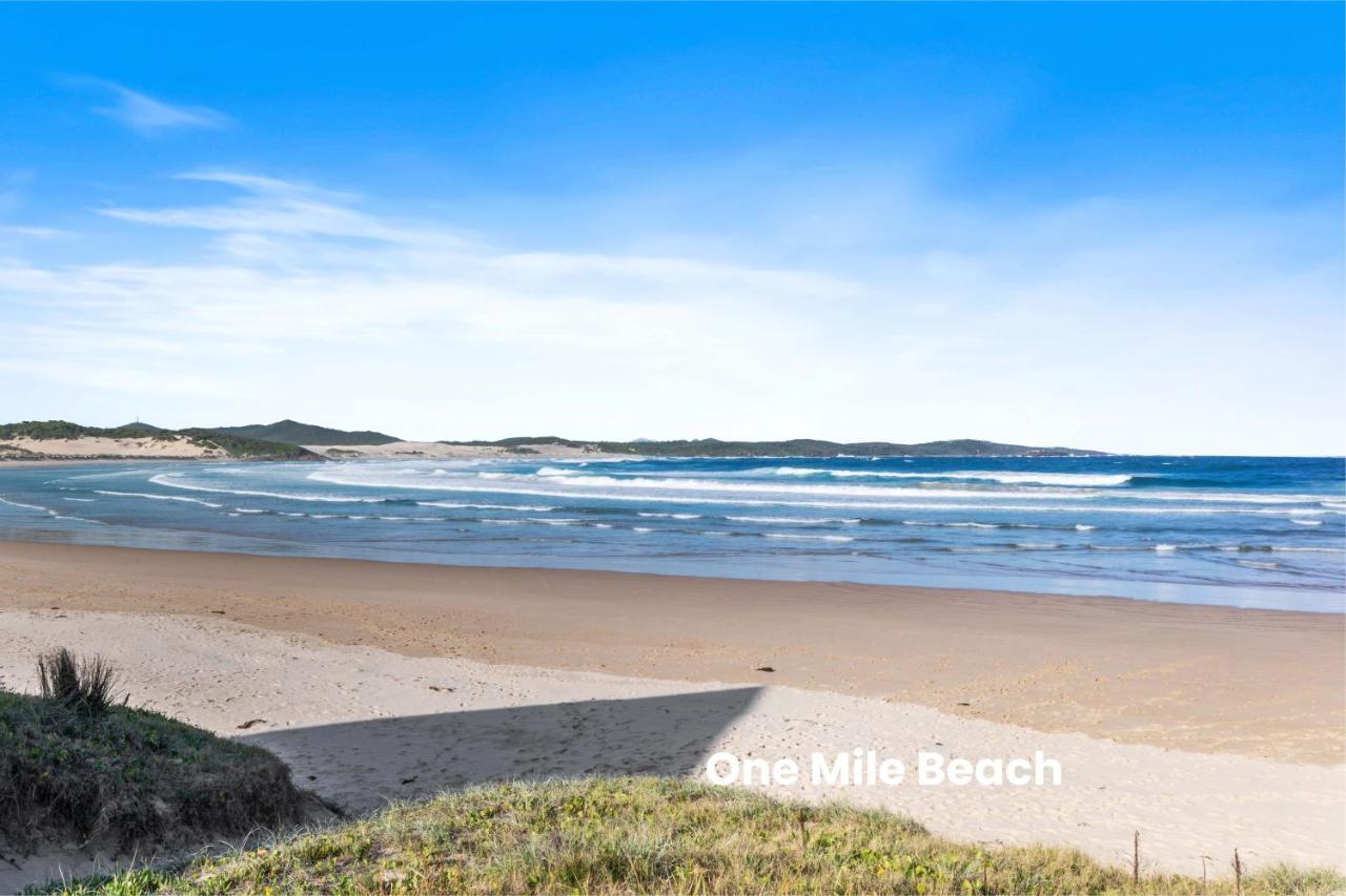 The Oasis At One Mile Beach Aparthotel Nelson Bay Exterior photo