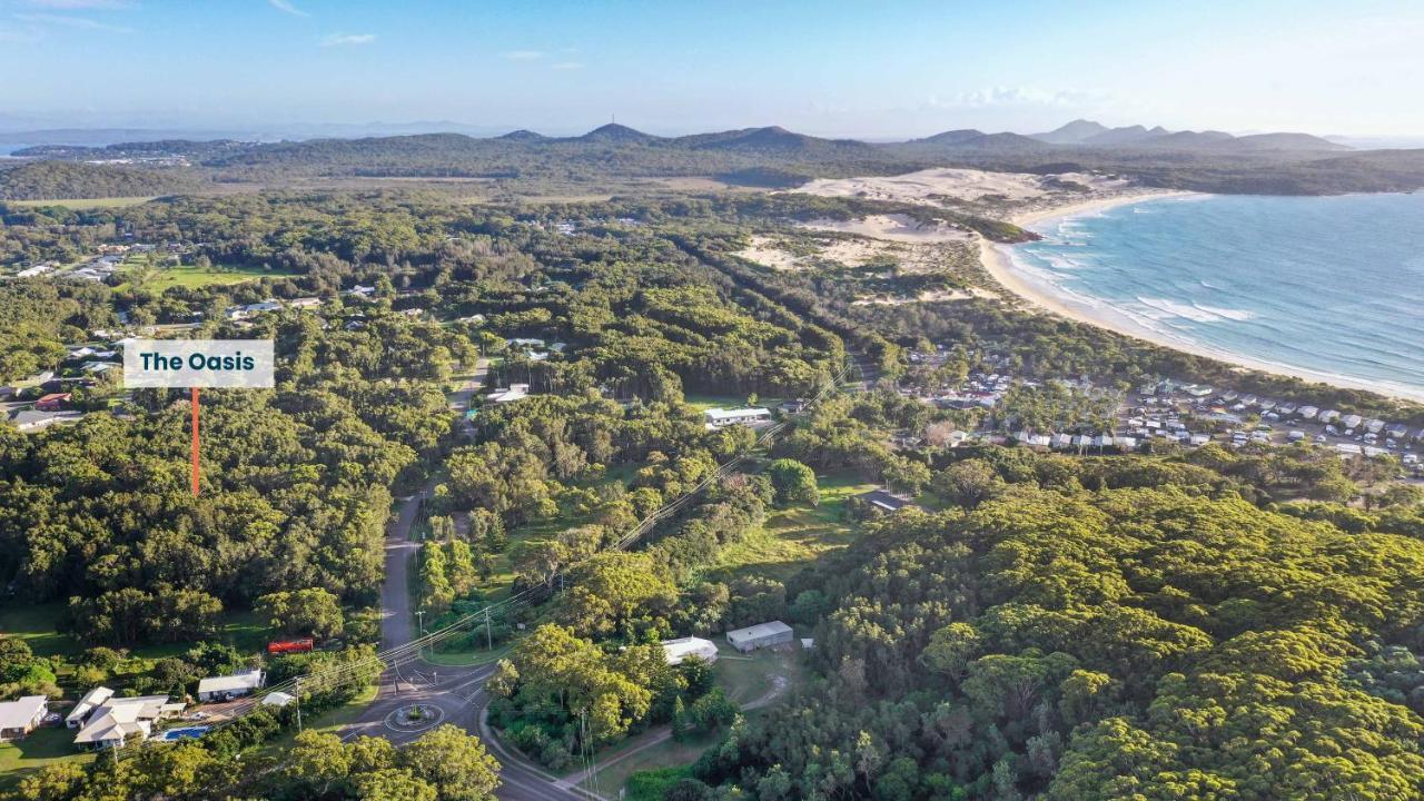 The Oasis At One Mile Beach Aparthotel Nelson Bay Exterior photo