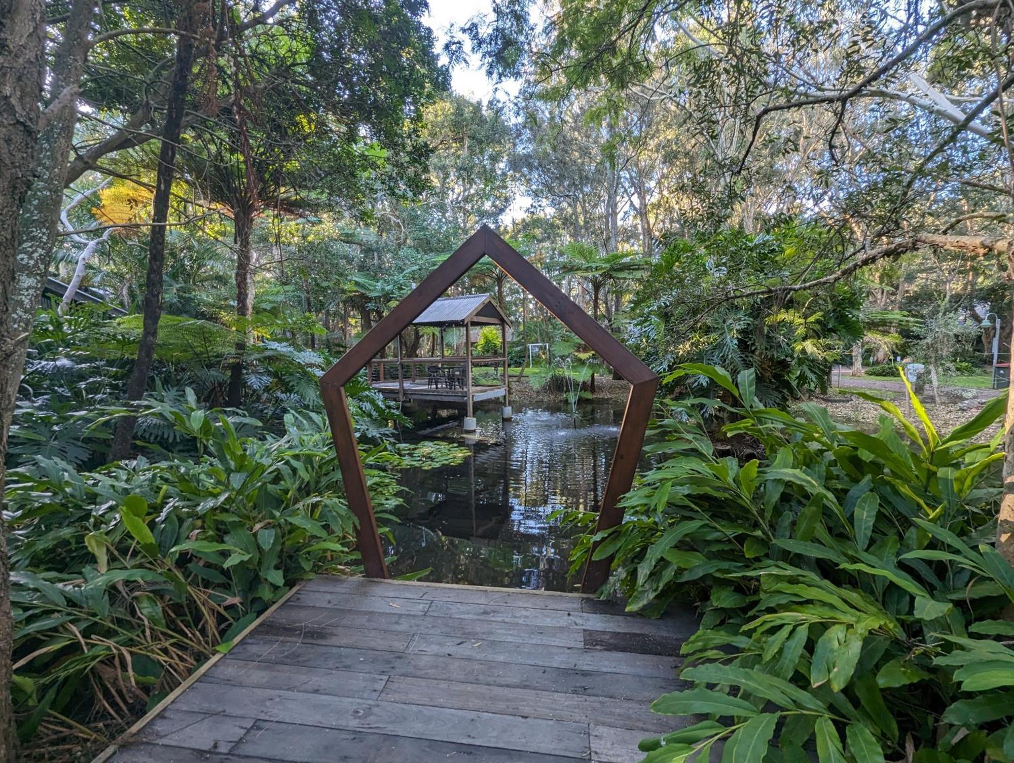 The Oasis At One Mile Beach Aparthotel Nelson Bay Exterior photo