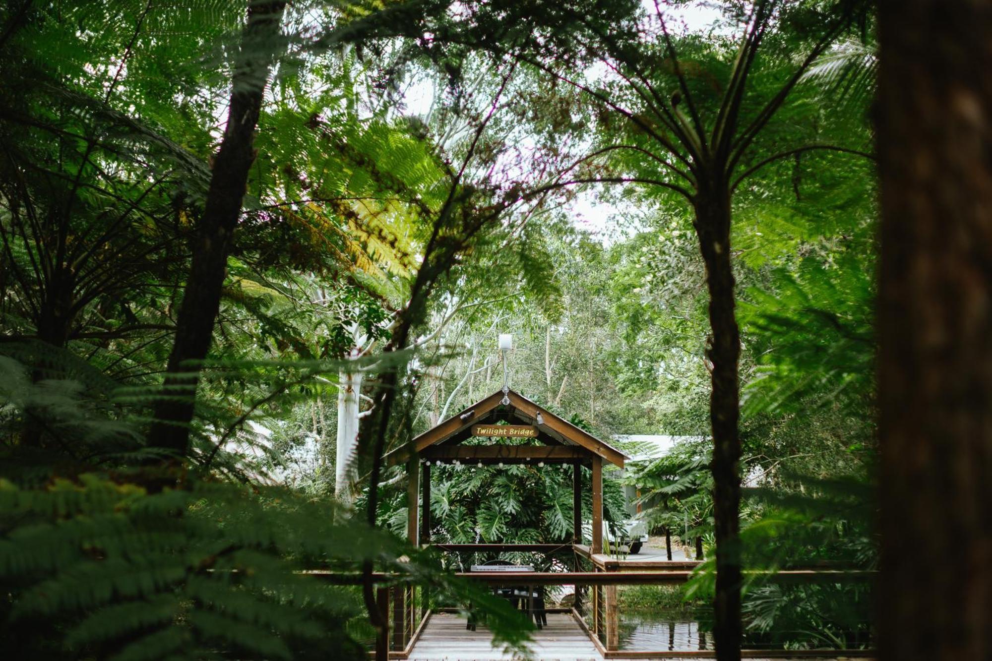 The Oasis At One Mile Beach Aparthotel Nelson Bay Exterior photo